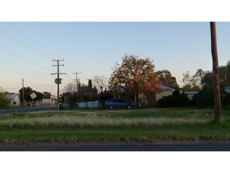 140 Farnell Street, Forbes NSW 2871