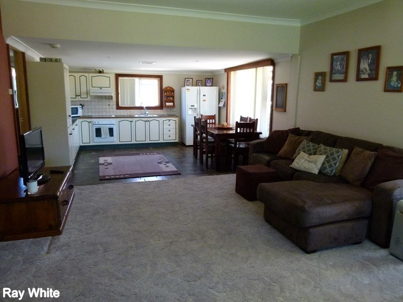 85 Ferry Street, Forbes NSW 2871