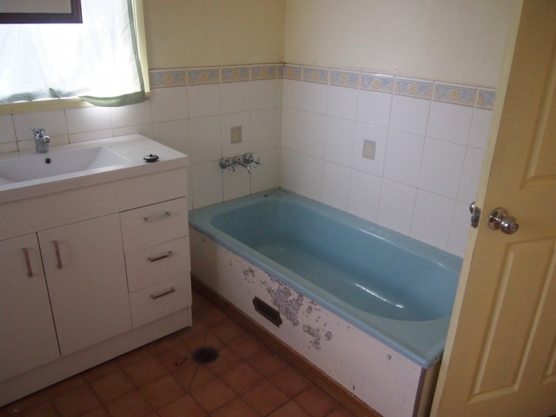 85 Clarinda, Parkes NSW 2870