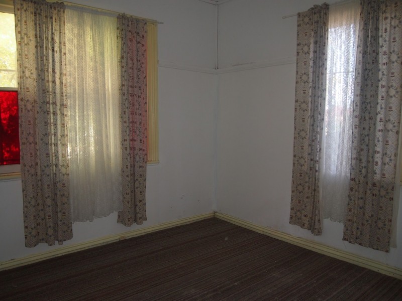 85 Clarinda, Parkes NSW 2870