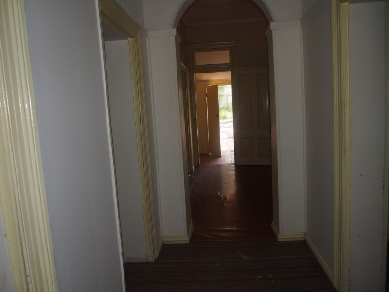 85 Clarinda, Parkes NSW 2870