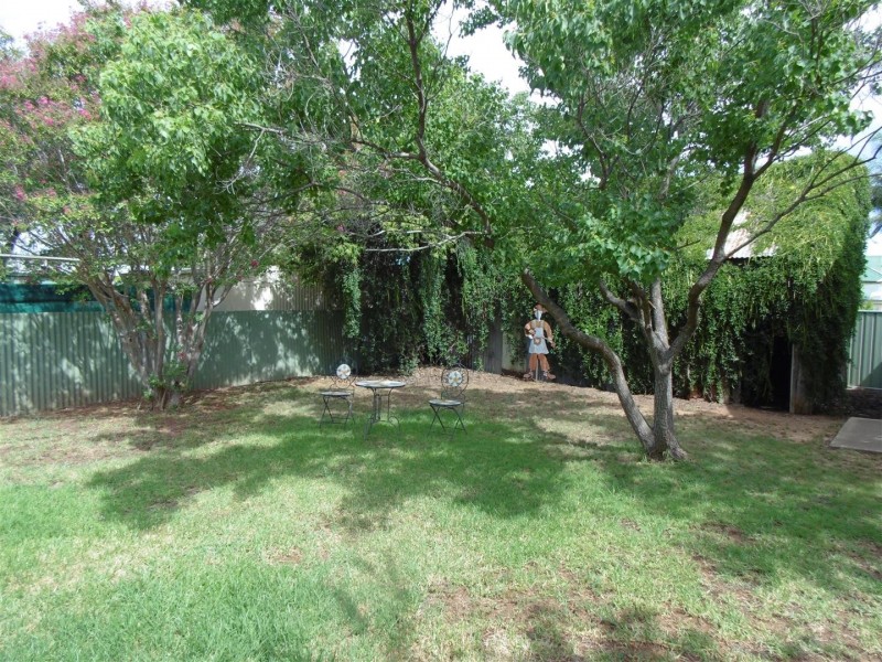 31 Elizabeth Street, Parkes NSW 2870