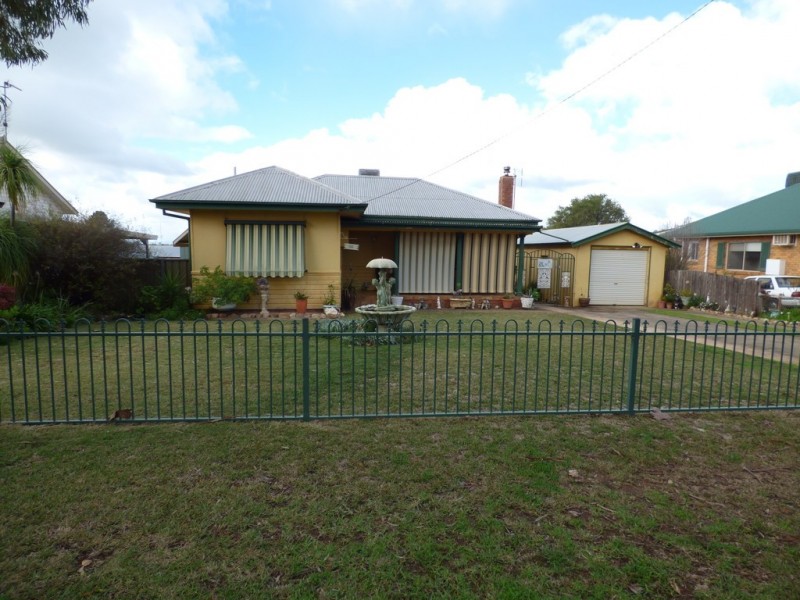 110 Flint Street, Forbes NSW 2871