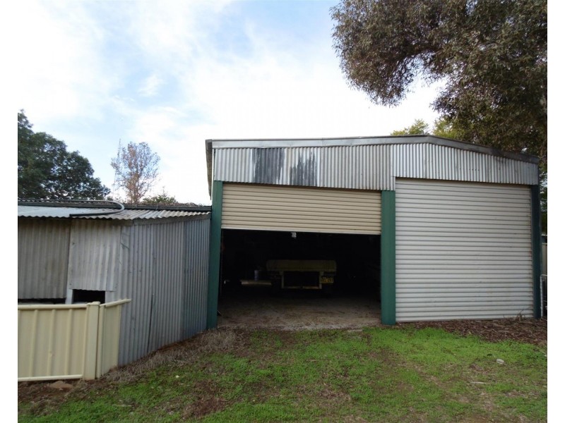 44 Cunningham Street, Tullamore NSW 2874