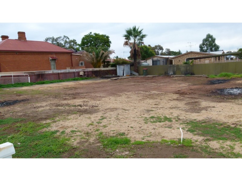 3 Barton Street, Forbes NSW 2871