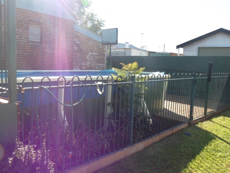 5 Bollinger Street, Parkes NSW 2870