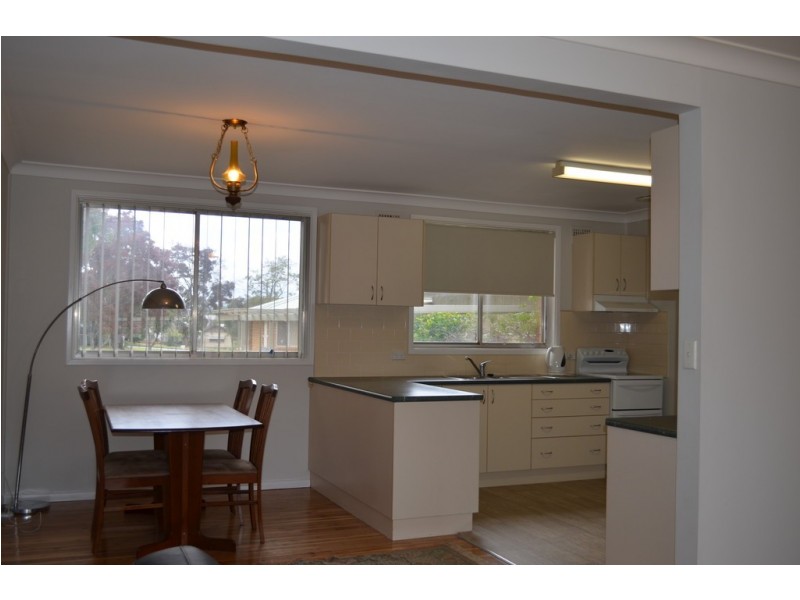 8 Mcgregor, Condobolin NSW 2877