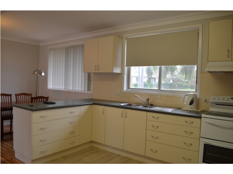 8 Mcgregor, Condobolin NSW 2877