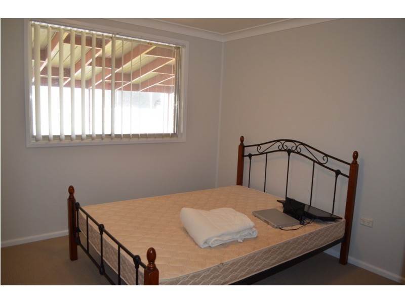 8 Mcgregor, Condobolin NSW 2877