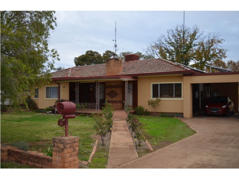 14 Whiley Street, Condobolin NSW 2877