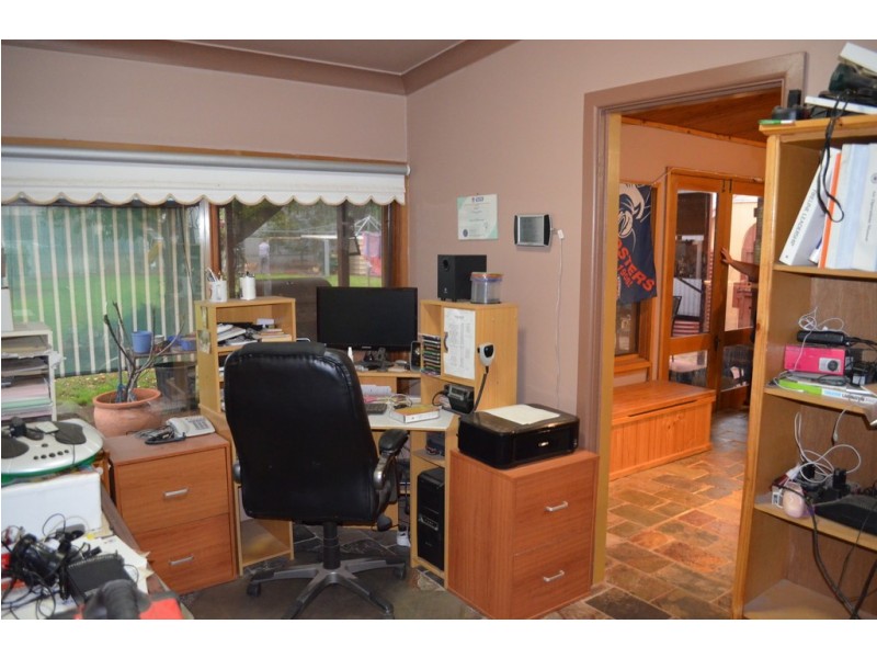 14 Whiley Street, Condobolin NSW 2877