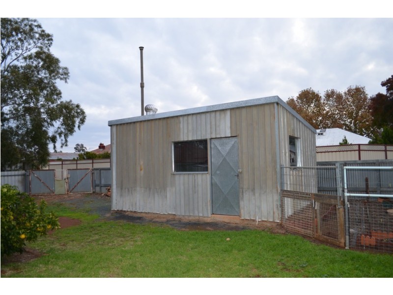 14 Whiley Street, Condobolin NSW 2877