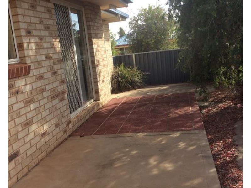 6/44 Brolgan Road, Parkes NSW 2870