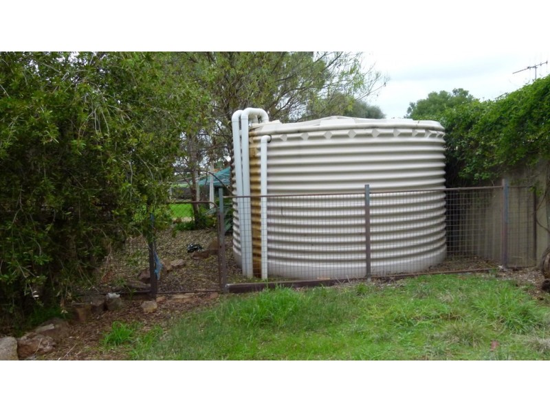 225 Farnell Street, Forbes NSW 2871