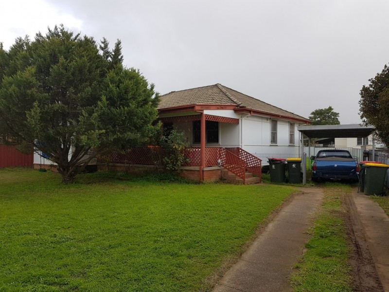 33 Scrivener Street, Forbes NSW 2871