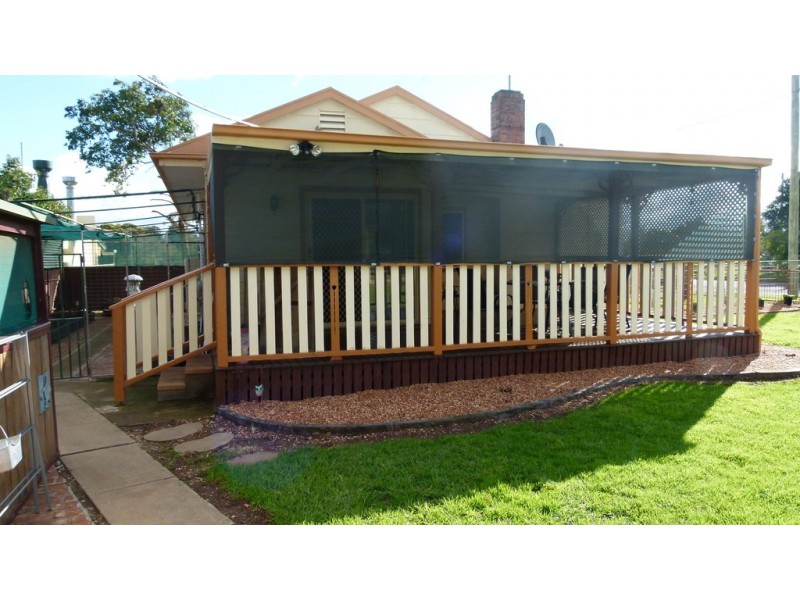 2 Conridge Street, Forbes NSW 2871