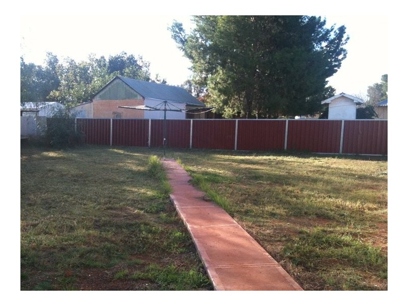 18 Brookview Street, Trundle NSW 2875