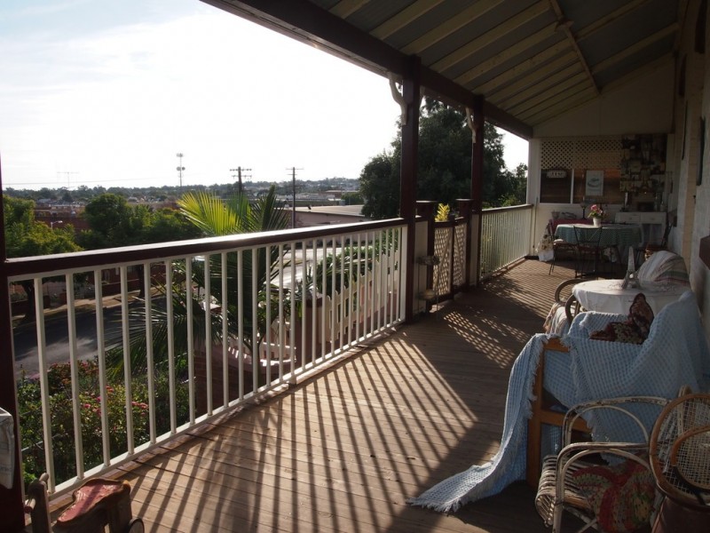 27 Currajong Street, Parkes NSW 2870