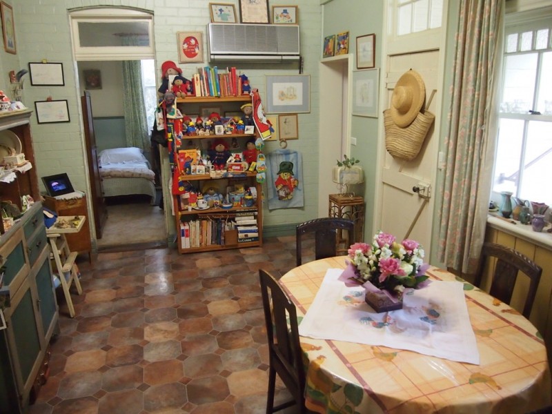 27 Currajong Street, Parkes NSW 2870