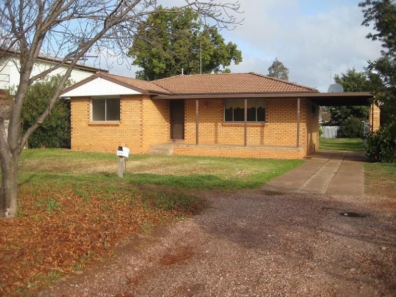 104 Orange Street, Condobolin NSW 2877
