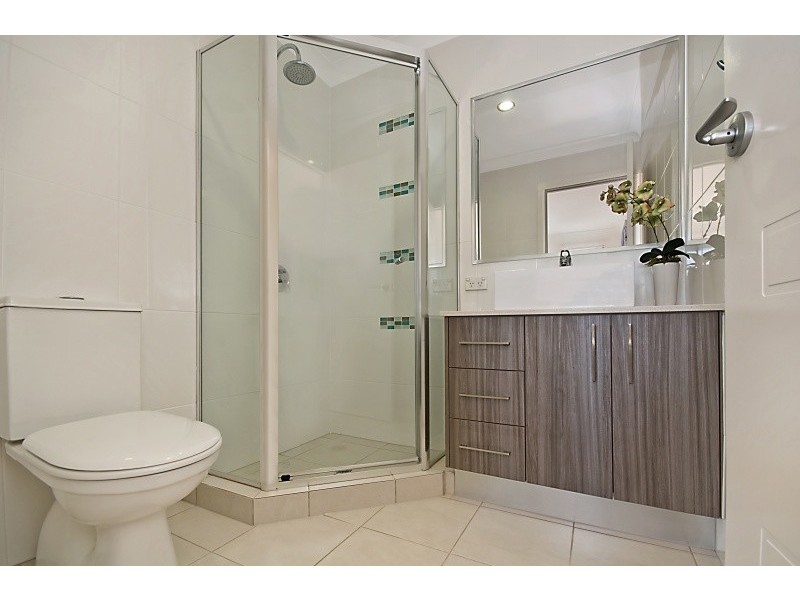 2/45-47 Longland Street, Cleveland QLD 4163