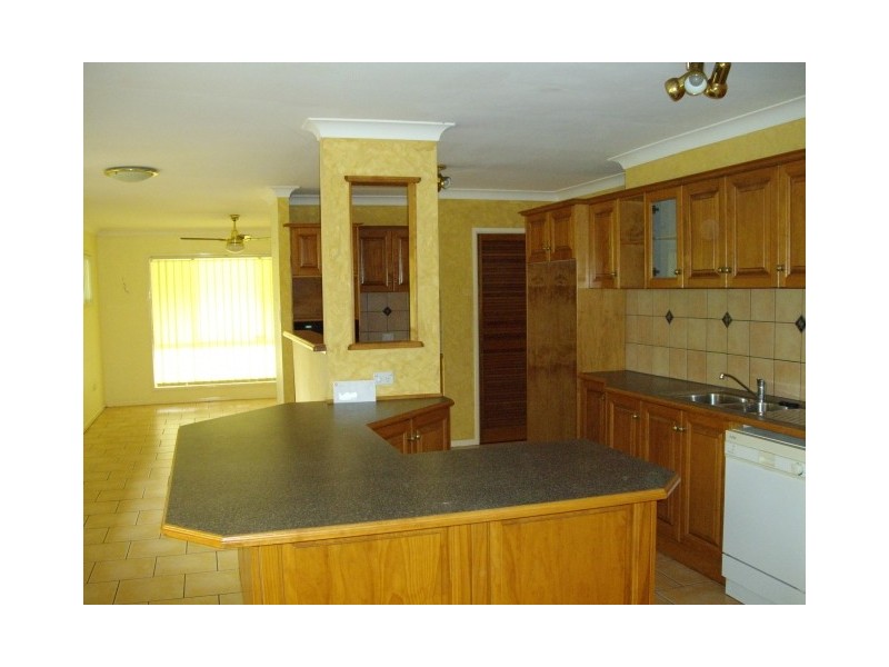 6 Warner Street, Wellington Point QLD 4160