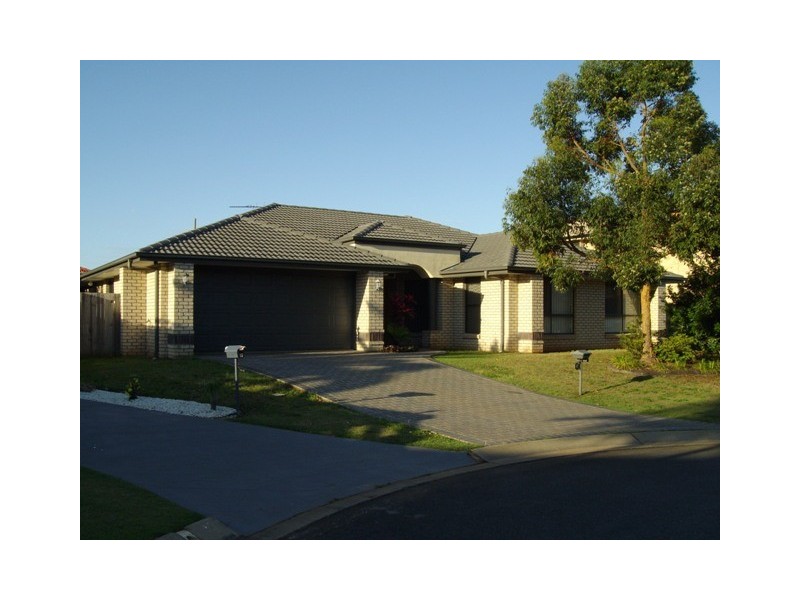 11 St Clair Court, Redland Bay QLD 4165