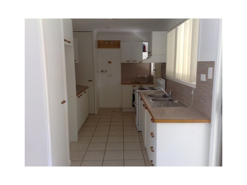 84 Bay Street, Cleveland QLD 4163