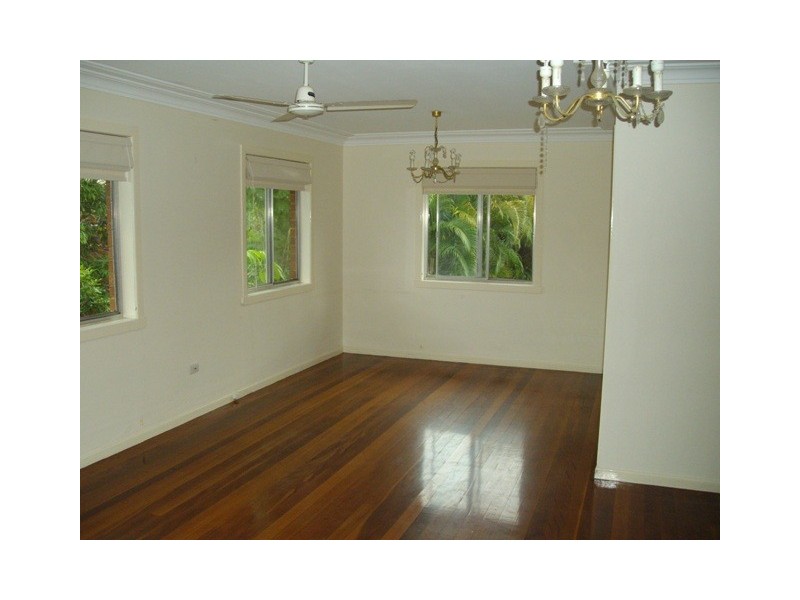 65 Island Street, Cleveland QLD 4163