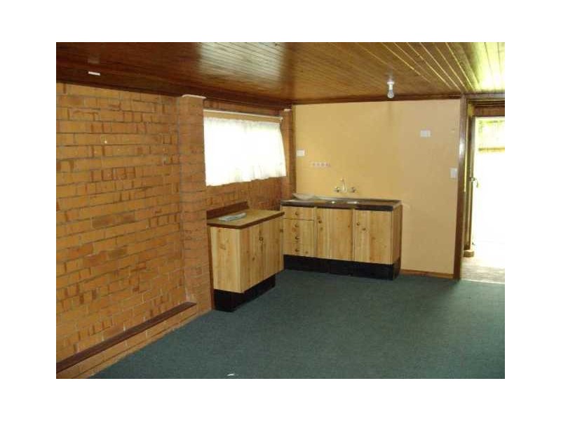 65 Island Street, Cleveland QLD 4163