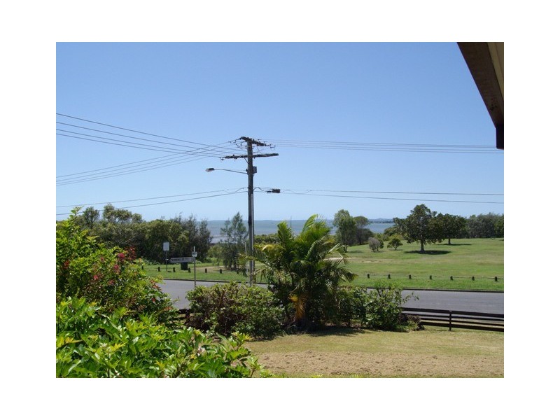 36 Raby Esplanade, Ormiston QLD 4160