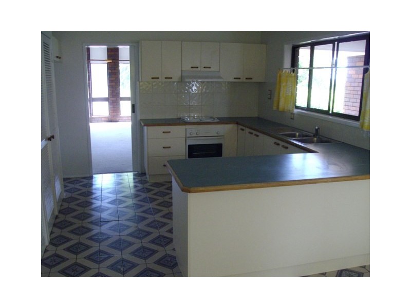 36 Raby Esplanade, Ormiston QLD 4160