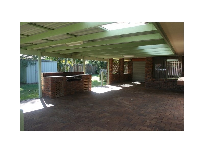 19 Strachan Road, Victoria Point QLD 4165