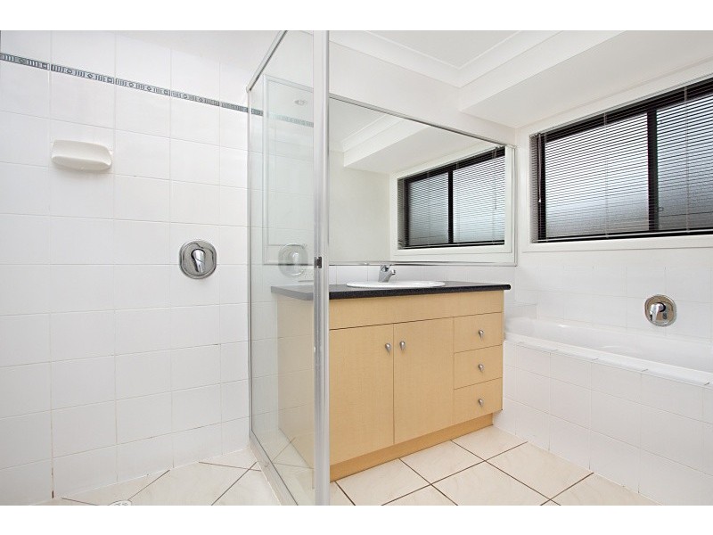 14 Butler Place, Redland Bay QLD 4165