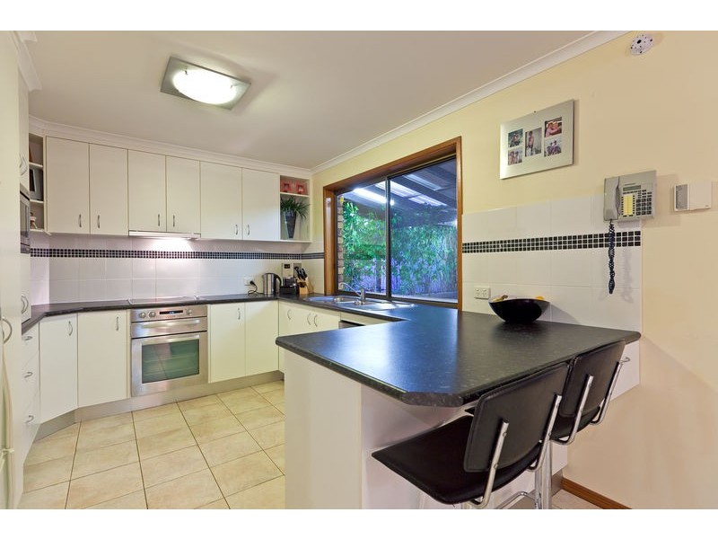 27 Sunshine Drive, Cleveland QLD 4163