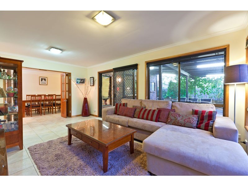 27 Sunshine Drive, Cleveland QLD 4163