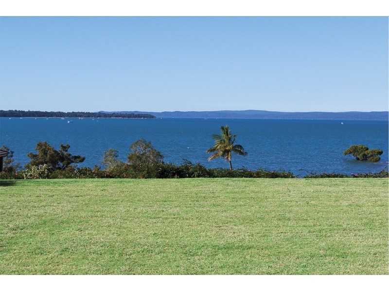 25 Esplanade, Redland Bay QLD 4165