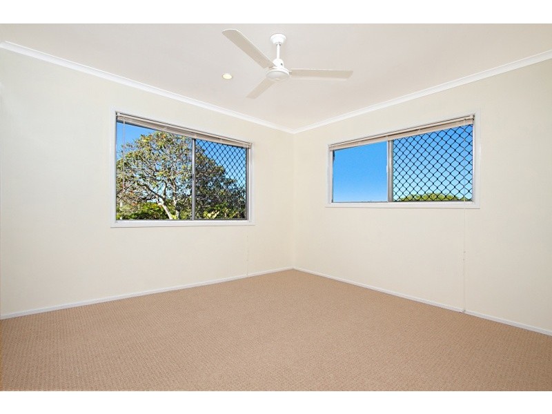 18 High View Drive, Cleveland QLD 4163