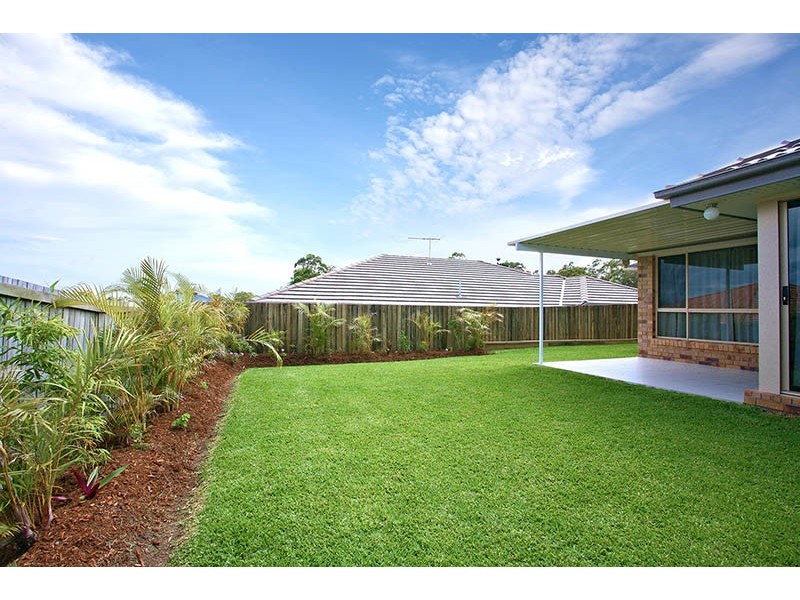 42 Ronnie Street, Cleveland QLD 4163