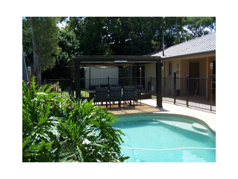 25 Werong Crescent, Cleveland QLD 4163