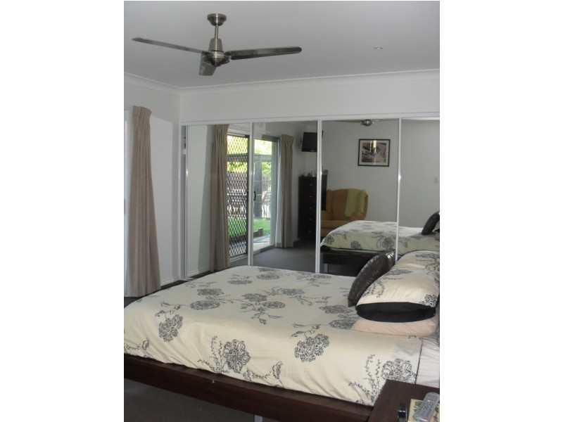 25 Werong Crescent, Cleveland QLD 4163
