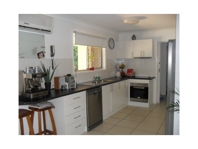 25 Werong Crescent, Cleveland QLD 4163