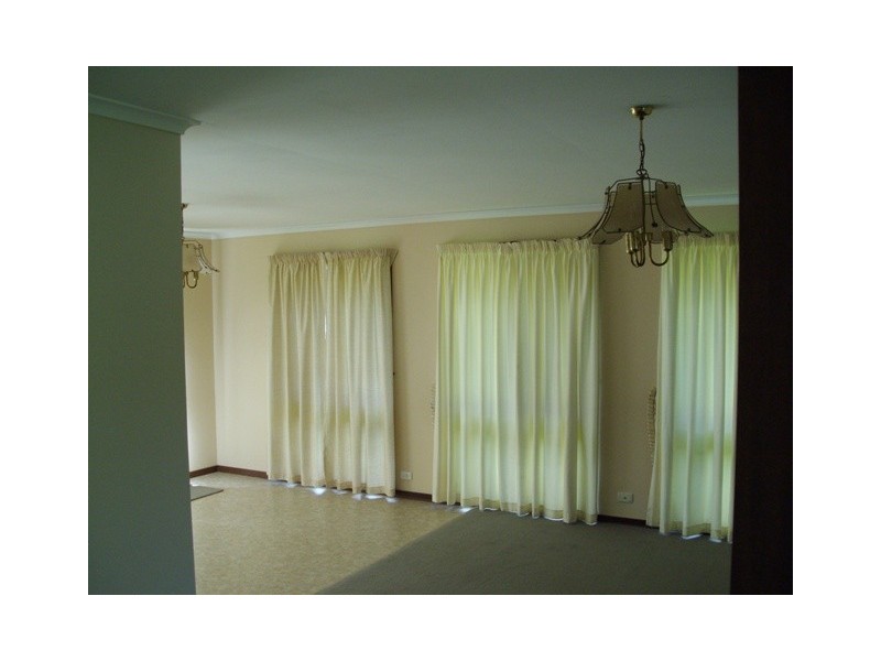 8 Swain Court, Cleveland QLD 4163