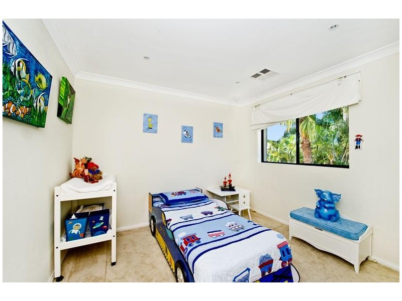 16 Brassie Street, North Bondi NSW 2026