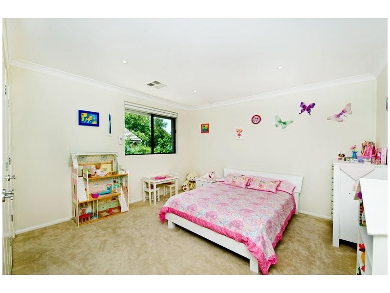 16 Brassie Street, North Bondi NSW 2026