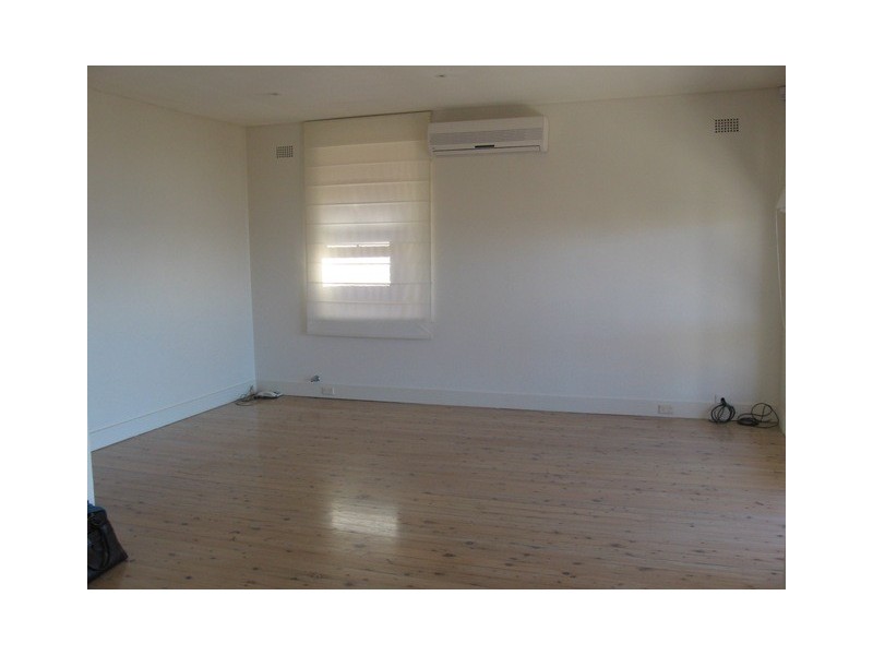 1 Ashley Street, Tamarama NSW 2026