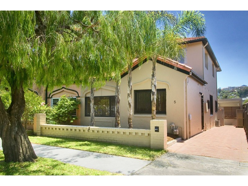 5 Oakley Road, North Bondi NSW 2026