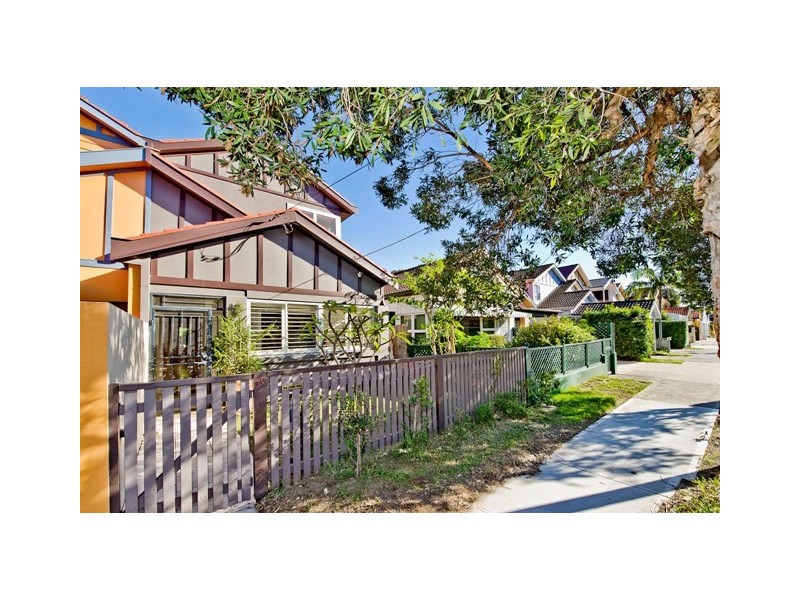 10 Griffith Avenue, North Bondi NSW 2026