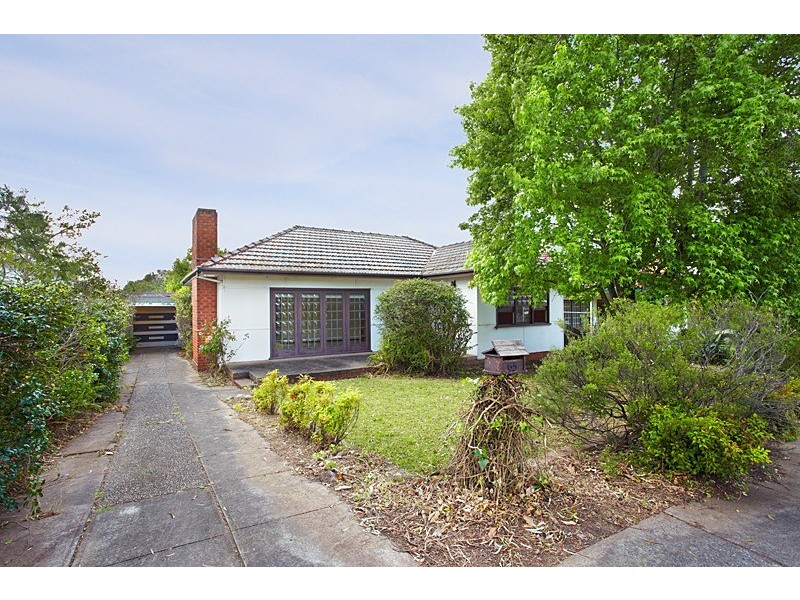 65 Highview Avenue, Greenacre NSW 2190