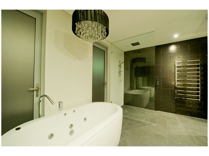 208 Military Road, Dover Heights NSW 2030